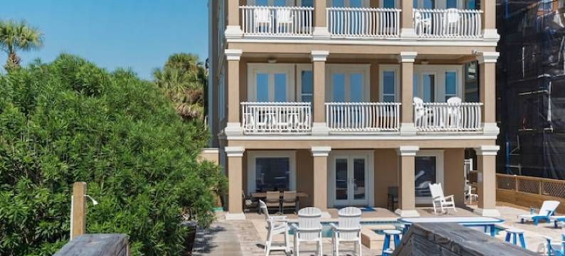 Renovated Interior!  8 Bd & 9.5 BA - Priv Pool & Hot Tub. Open for 2027 Bookings图片