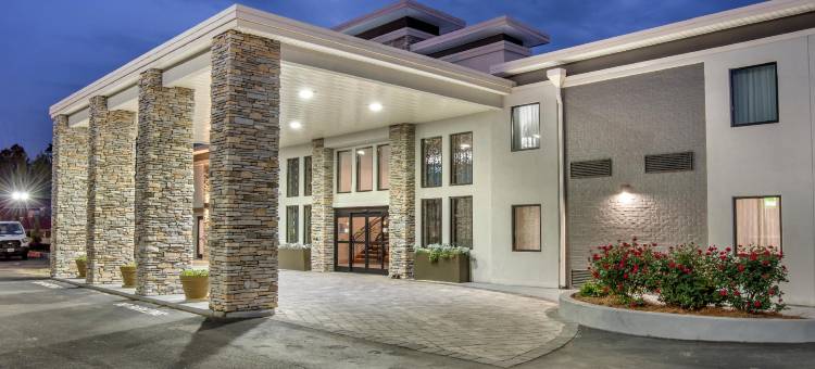 贝斯特韦斯特布鲁顿酒店(Best Western Brewton Inn)图片