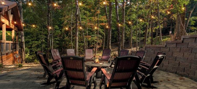 Trails End Lodge - 5 Br Cabin in Morganton with Games, WiFi, Hot Tub图片