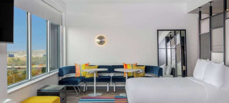 丹佛北威斯敏斯特雅乐轩酒店(Aloft Denver North Westminster)图片