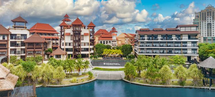 普特拉贾亚湖滨希尔顿逸林酒店(DoubleTree by Hilton Putrajaya Lakeside)图片
