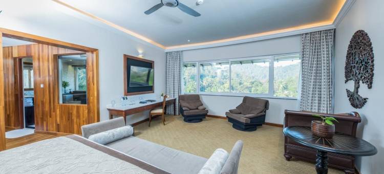 康提厄尔丽晶酒店(Earl's Regent Hotel)图片