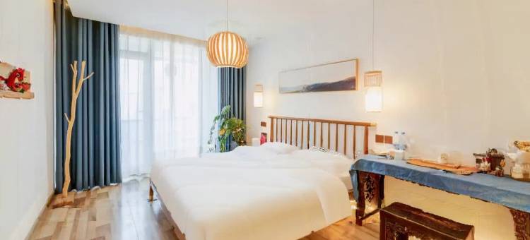 花筑·76号设计师民宿(西安钟楼地铁站回民街店)图片