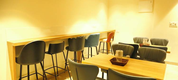 橡树商务酒店(Oak Business Hotel)图片