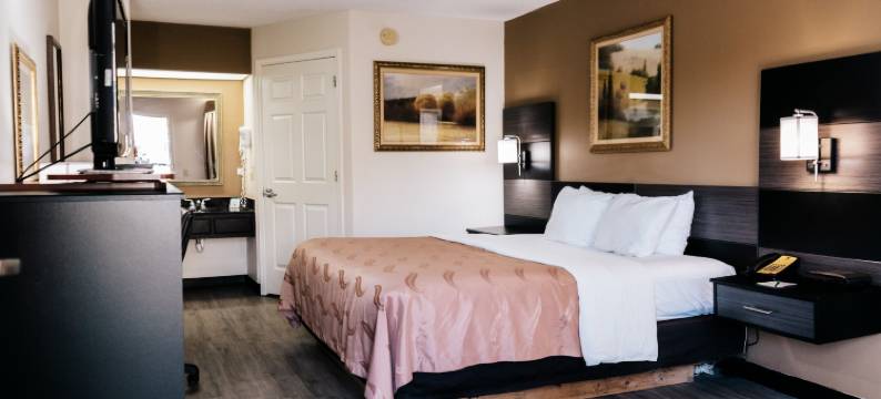 约翰逊城 I-26 17 号出口凯艺酒店(Quality Inn Johnson City I-26 Exit 17)图片