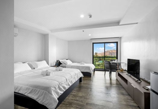 Espacio Hotel Hotel Overview