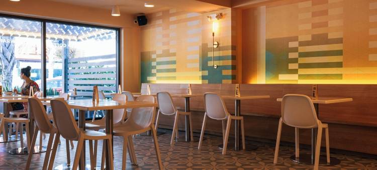 高鸟-公寓和套房酒店(HiBird- Apartment and Suites Hotel)图片