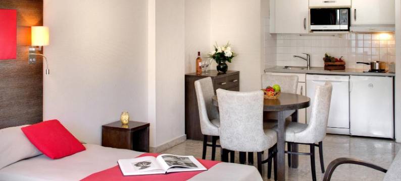 安提伯斯泰利基亚原生住宅酒店(The Originals Résidence, les Strélitzias)图片