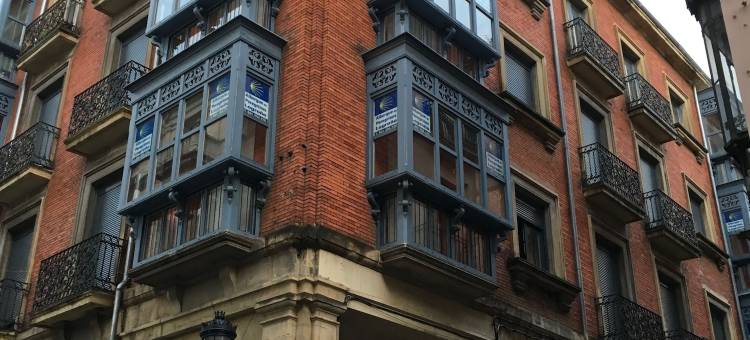 拉毕尔巴伊纳旅馆 - 洛格罗尼奥阿尔伯格(Pensión la Bilbaina - Albergue Logroño)图片