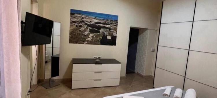 迷人的普拉度假屋，带私人入口和美丽露台(Charming Pula Holiday Home with Private Entrance and Beautiful Terrace)图片