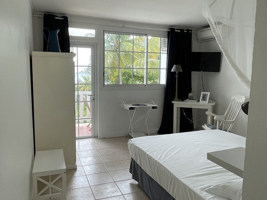 玛丽加兰特M酒店