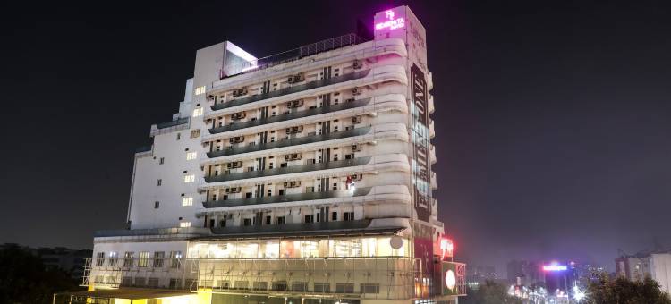 古鲁格拉姆49区丽晶套房酒店(Regenta Suites Gurugram, Sohna Road, Sector 49)图片