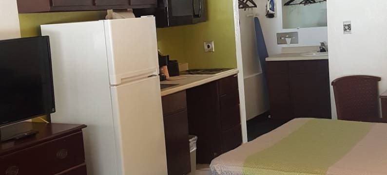 塔拉哈西郊区开放式客房 - 近大学(Suburban Extended Stay Hotel Tallahassee near University)图片