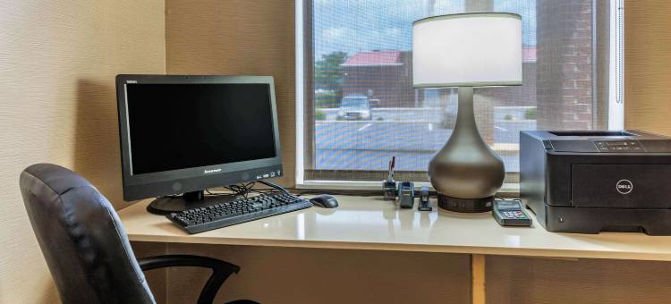 康福特套房多佛大学区(Comfort Suites Dover University Area)图片