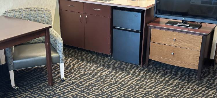 波特兰机场希洛酒店(Sojourn Suites Portland Airport)图片