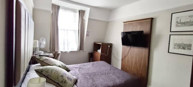 蓝铃酒店(Blue Bells Hotel)图片