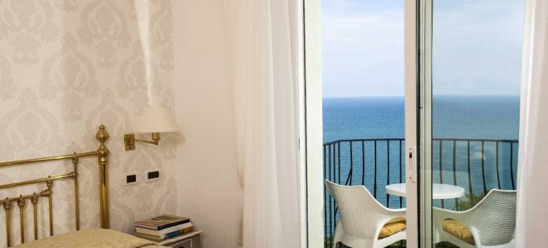 波西利波酒店(Hotel Posillipo)图片