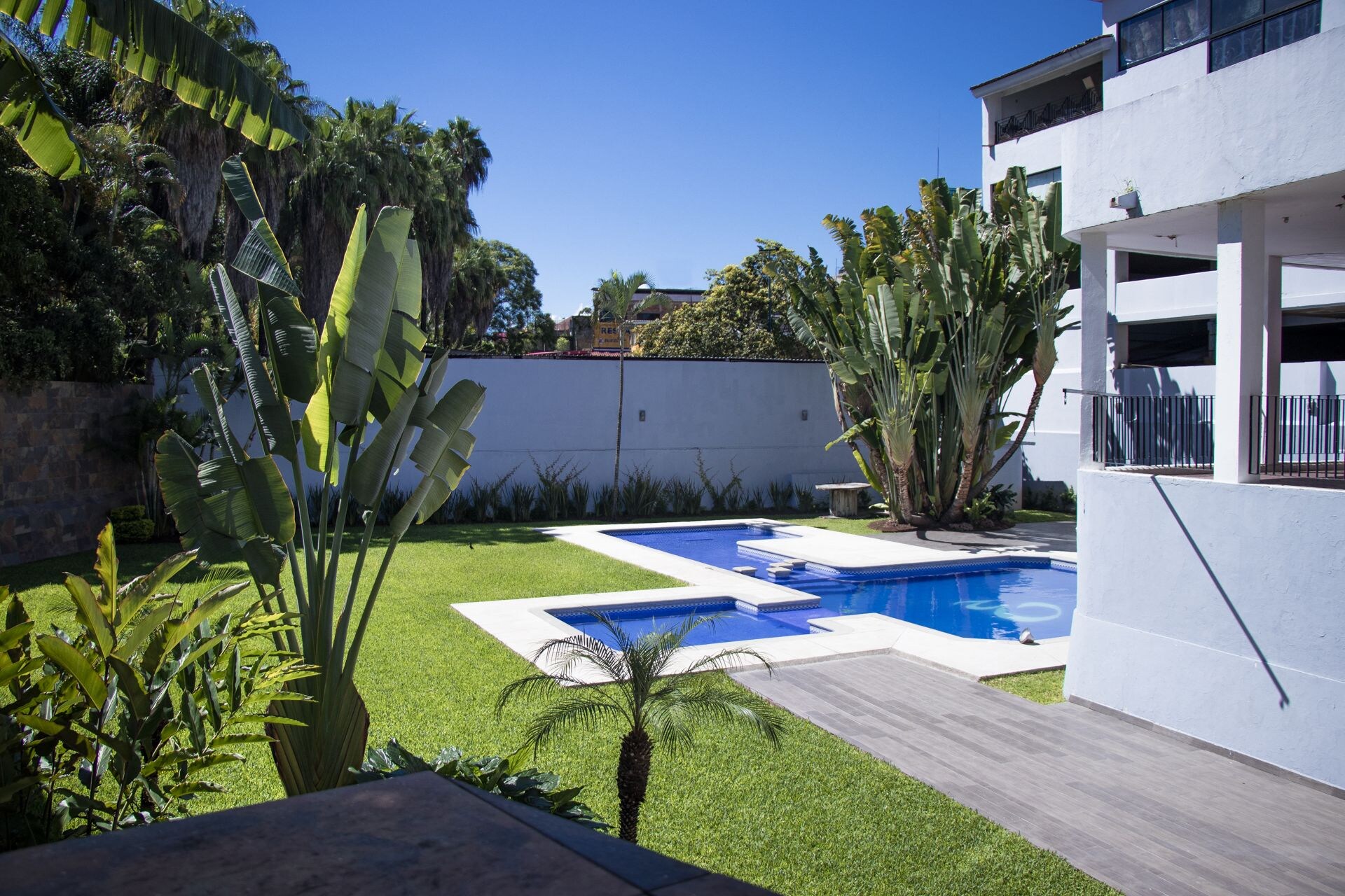 EH Ejecutivo UrbanOver view