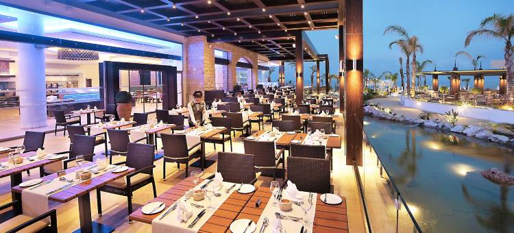 帕福斯奥运礁湖度假村(Olympic Lagoon Resort Paphos)图片