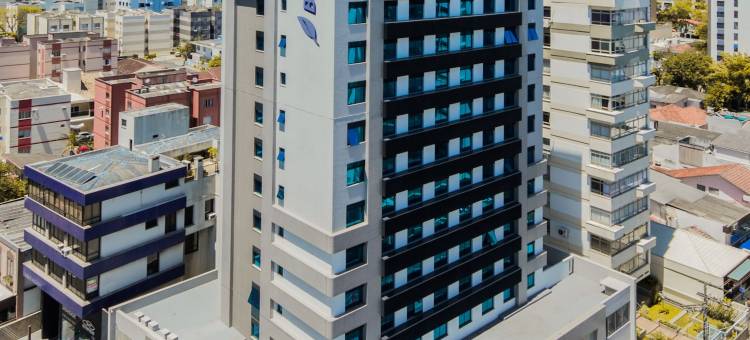 蓝树高级弗卢里亚诺波利斯旅馆(Blue Tree Premium Florianópolis)图片