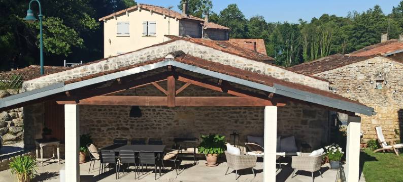 罗什弗莱特河畔(Les Rives du Rochefollet)图片