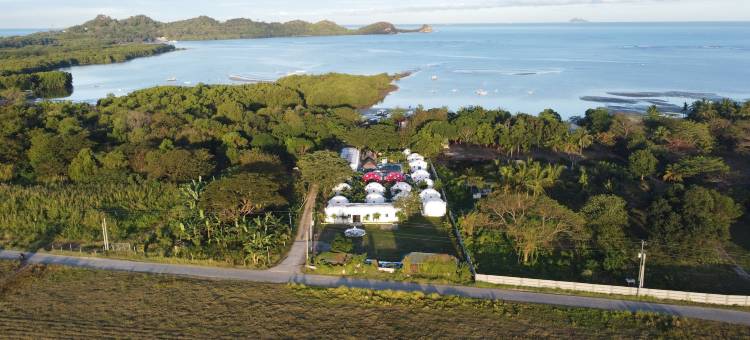 比努布桑海滩酒店及度假村(Binubusan Beach Hotel and Resort)图片