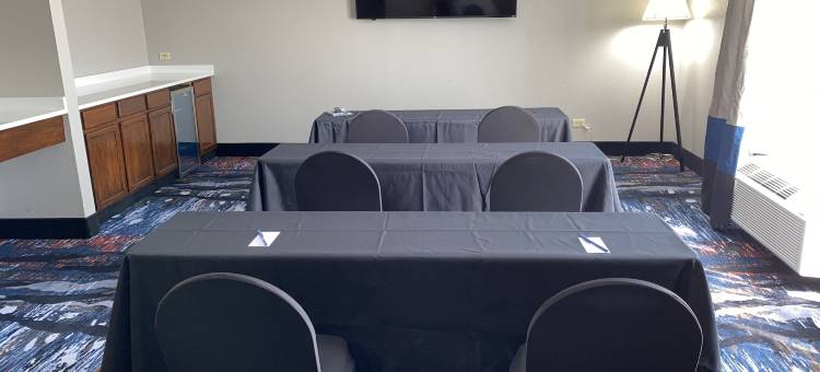 芝加哥绍姆堡舒适酒店 - 奥黑尔机场(Comfort Inn Chicago Schaumburg - O'Hare Airport)图片