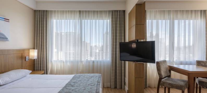 圣若泽杜斯坎波斯蒙雷亚莱普拉斯酒店(Monreale Plus São José Dos Campos)图片