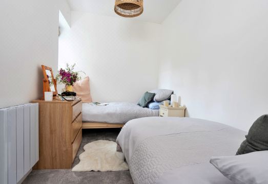 Courtyard Cottage Hotel Overview