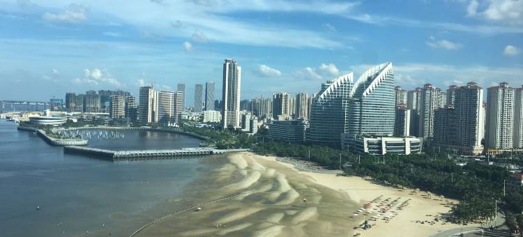 金沙湾1号180度海景隐居公寓1房1厅(海湾路分店)图片