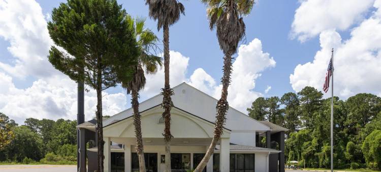 希尔顿黑德附近哈第维尔温德姆戴斯酒店(Days Inn by Wyndham Hardeeville Near Hilton Head)图片