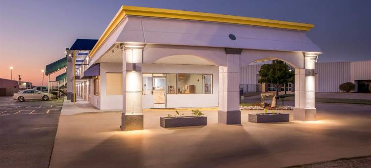 南萨莱纳温德姆戴斯酒店(Days Inn by Wyndham Salina South)图片