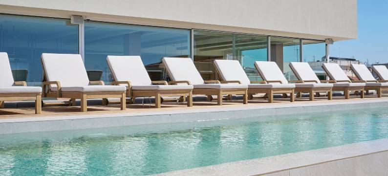 乌尔赫马里纳坎布里尔斯酒店(Hotel Marina Cambrils by URH)图片