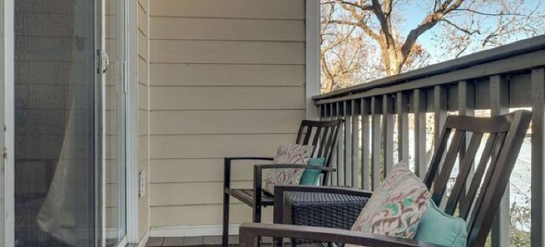 Music City Style! Downtown Broadway Honky Tonks 1 Mile! Renovation in Process!!图片