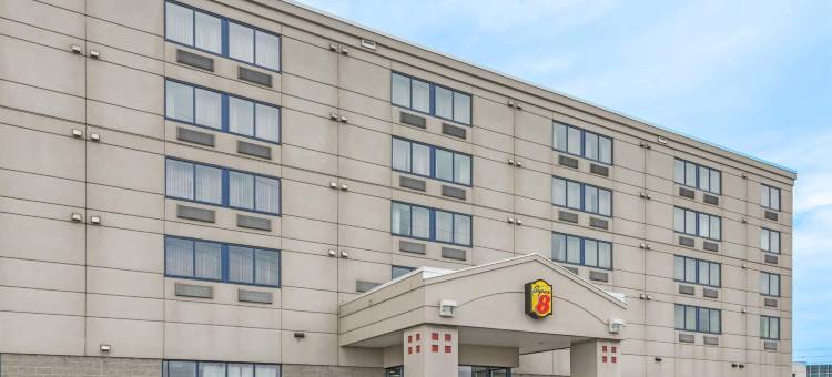 密西沙加速 8 酒店(Super 8 by Wyndham Mississauga)图片