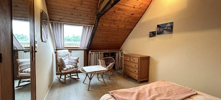 布列塔尼Petit Havre海滩迷人度假屋(Charming Breton House near Petit Havre Beach)图片
