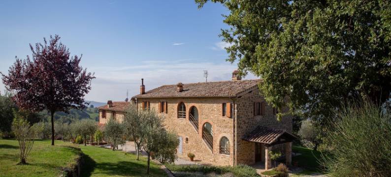 Villa in Umbria with Saltwater Pool图片