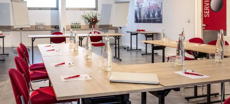 宜必思戛纳穆昂萨尔图酒店(Ibis Cannes Mouans-Sartoux)图片