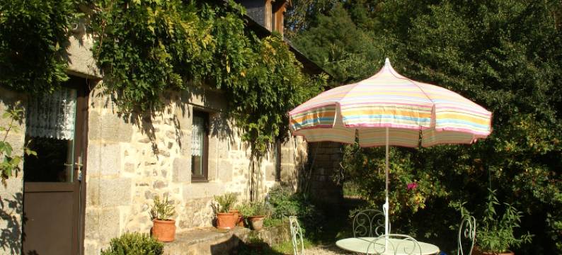 Breton Escape in Querrien图片