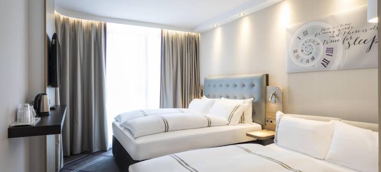 南弗莱堡市普瑞米尔酒店(Premier Inn Freiburg City Sud)图片