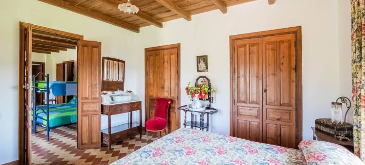 Holiday Home in Aracena with Private Pool图片