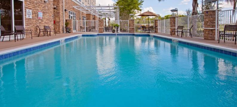 泰特斯维尔/肯尼迪航天中心假日酒店(Holiday Inn TITUSVILLE - KENNEDY SPACE CTR by IHG)图片