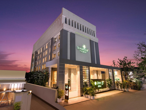 格拉齐亚中央兰花皇家酒店