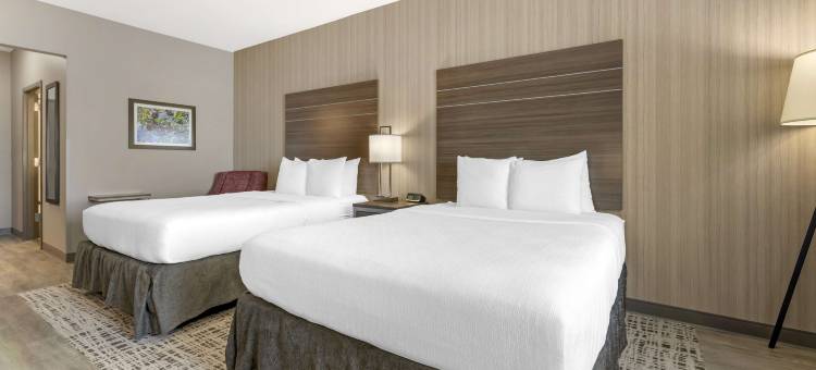 拉克雷森特中央贝斯特韦斯特优质酒店(Best Western Plus at la Crescent Event Center)图片