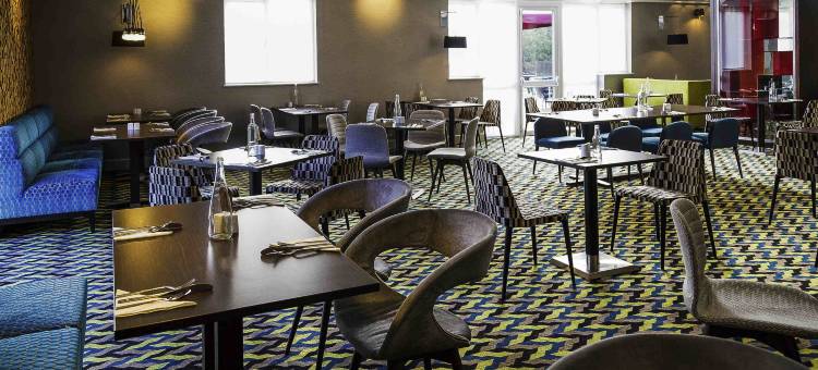 诺富特斯蒂文尼奇酒店(Novotel Stevenage Hotel)图片