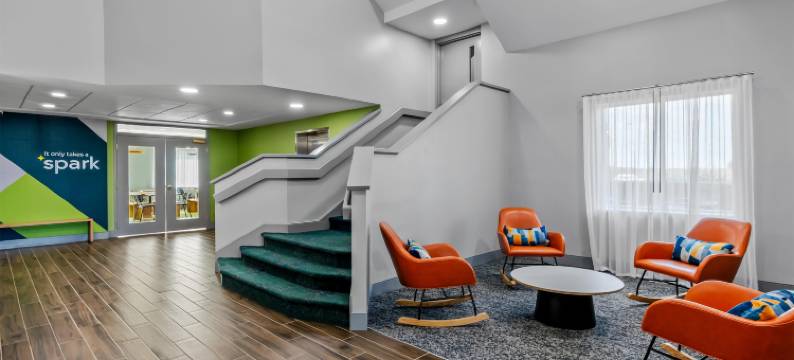 林奇堡希尔顿Spark酒店(Spark by Hilton Lynchburg - University Area & Hwy 460)图片