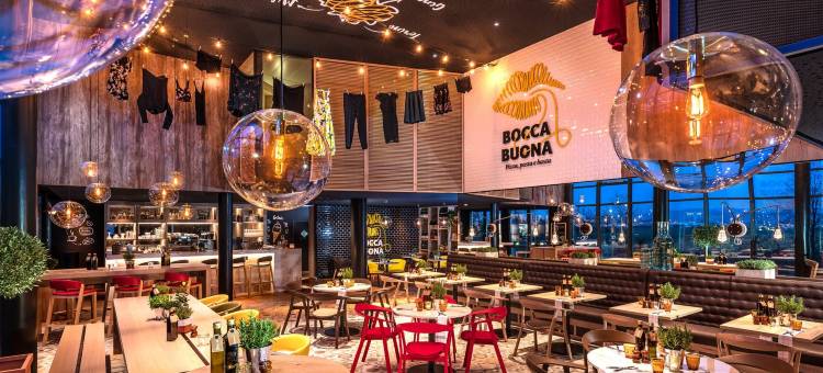 苏黎世机场丽笙酒店(Radisson Hotel Zurich Airport)图片