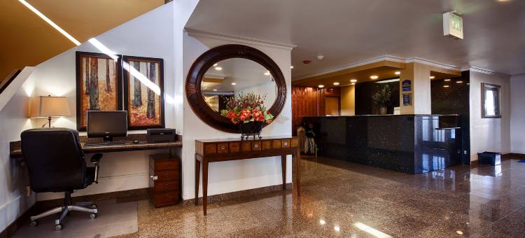 酋长贝斯特韦斯特酒店(Best Western Chieftain Inn)图片