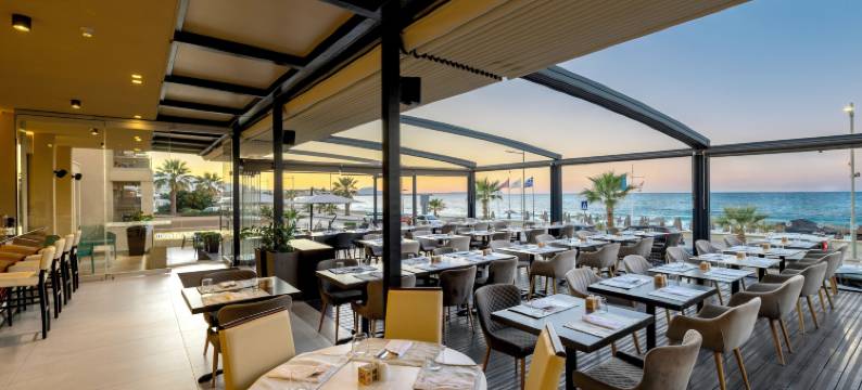 亚特兰蒂斯海滩酒店(Atlantis Beach Hotel)图片