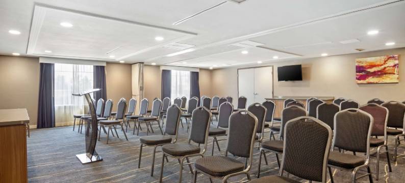 科灵加贝斯特韦斯特优质酒店(Best Western Plus Coalinga Inn)图片